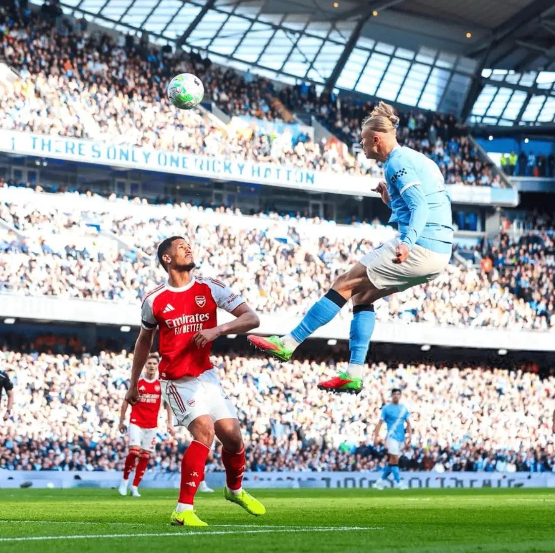 曼城2比1阿森纳,能否逆转阿森纳夺得联赛冠军1、曼城接连拿下利物浦切尔西阿森纳