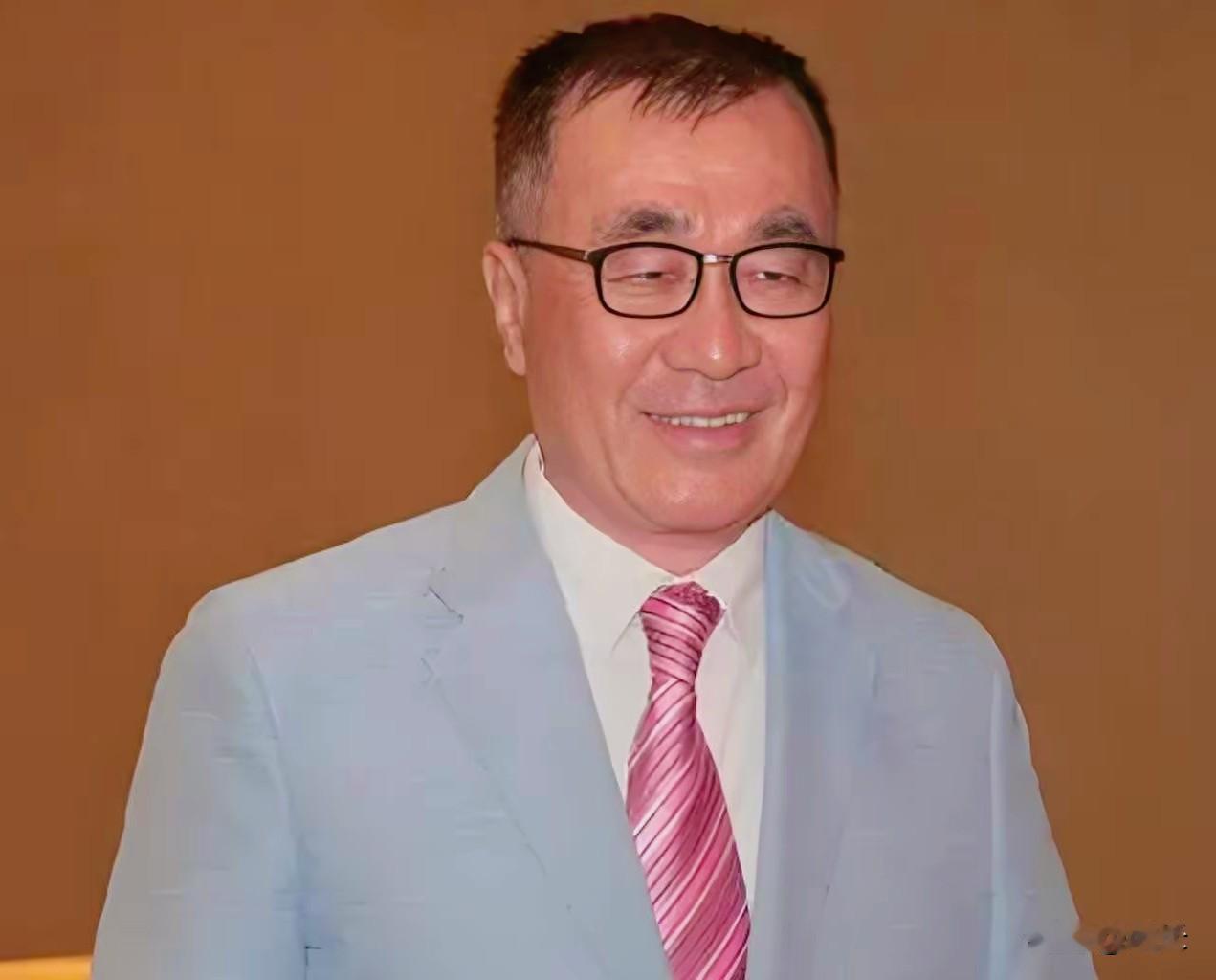 新北选战的重磅造势，火药味直接拉满！10月4日，国民党新北市长参选人李四川在板桥