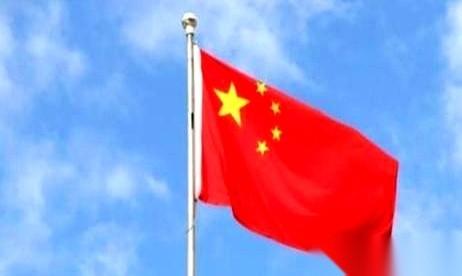 法国媒体突然曝出猛料，南海羚羊礁，一个关键泊位悄无声息地建成了。英国的卫星赶紧