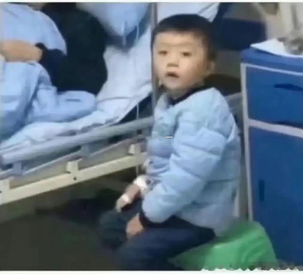 远看是孝子，近看是大孝子​​​