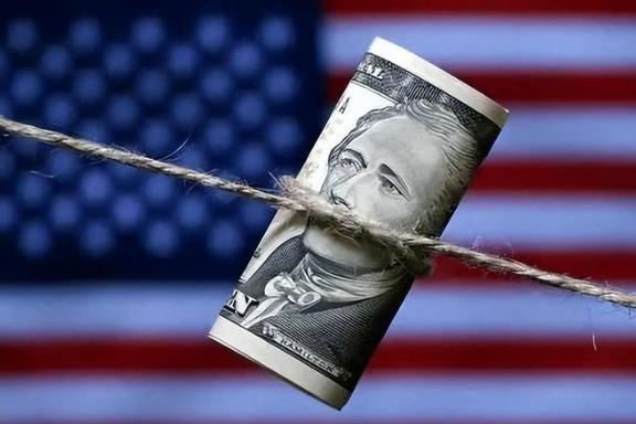 为何中国不能一下把美债全卖了？就这么说吧，中国今天敢全抛售，明天中美就有可能开战