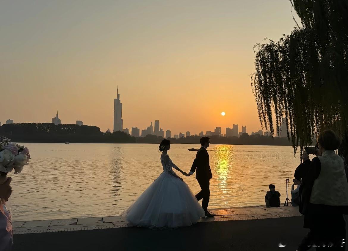 在玄武湖拍到的幸福瞬间