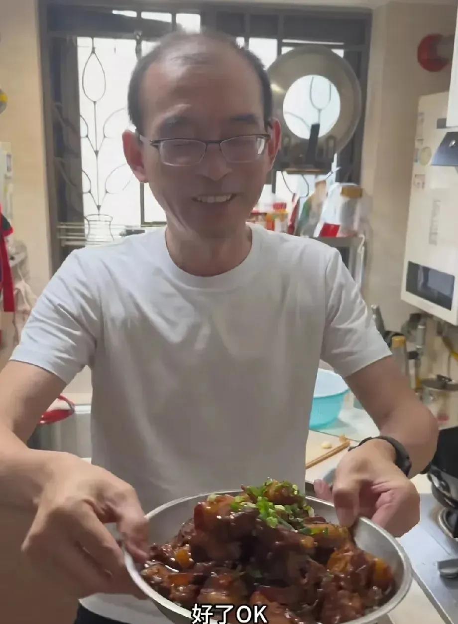 跟着做官的爹，不如跟着要饭的娘。这句俗语，在郑琴端午节回娘家后，有了