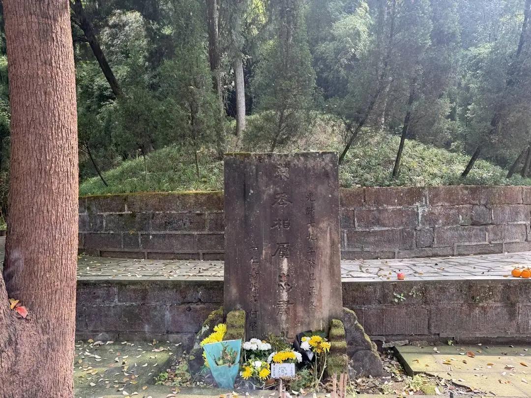 14代接力，800年死守！96岁老人扛火铳斗盗墓贼：只要宋家在，丞相墓就在