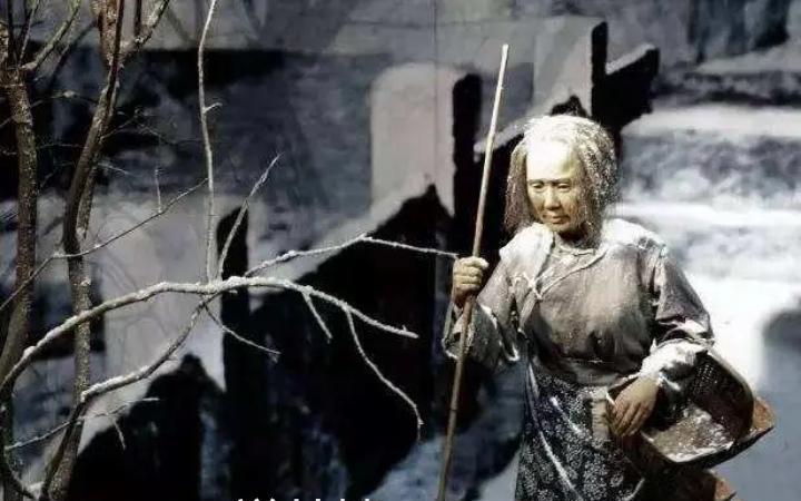 《祥林嫂》和《堂吉诃德》之所以成为名著，是有原因的。因为很多人，都能从她或他的