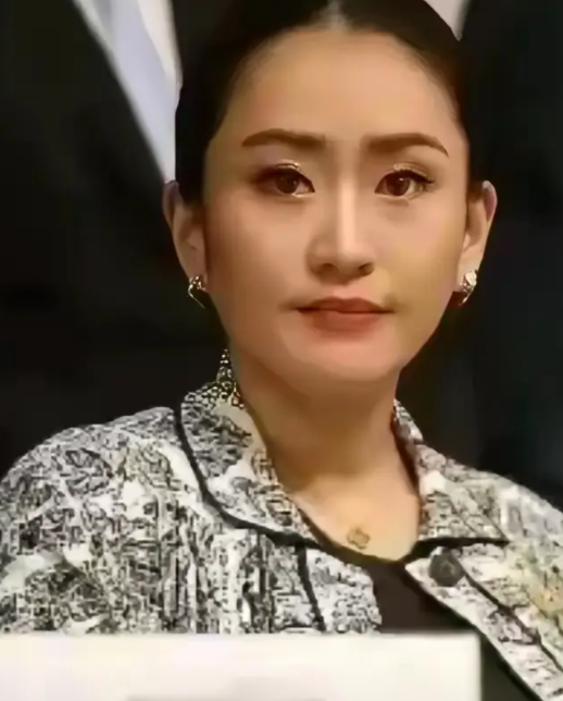 佩通坦今天凶多吉少，两手准备或已做好。今天向法院提交资料，极小可能会通过和复职，