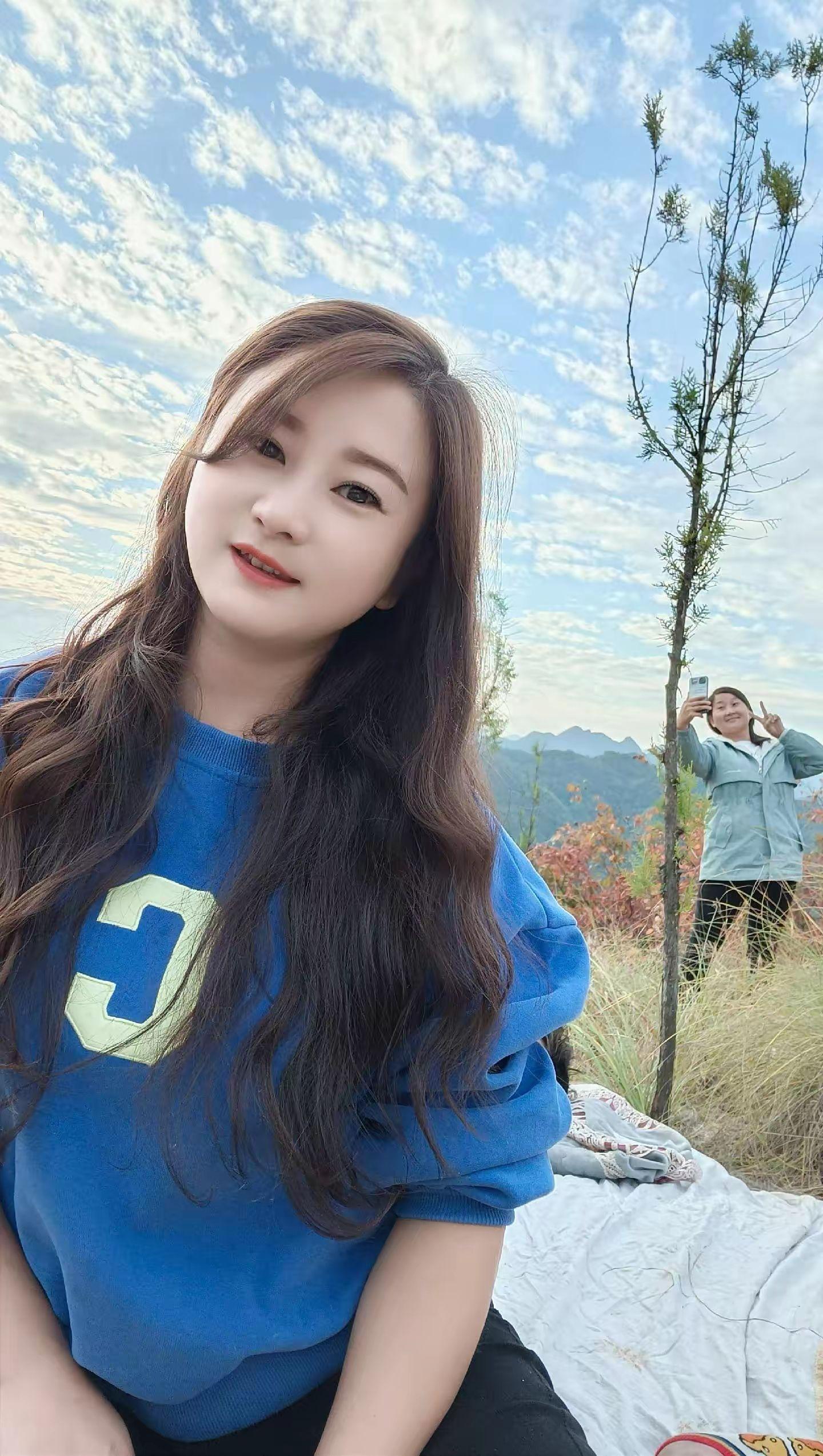 你对一个人好的时候，素质高的人会觉得你是在尊重他，素质低的人，认为你在...