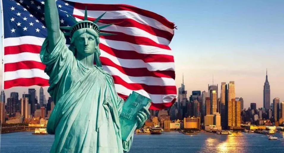 美国顶级战略家一针见血，中国的这场危机不解决，未来后果很严重！如果你只盯着芯片