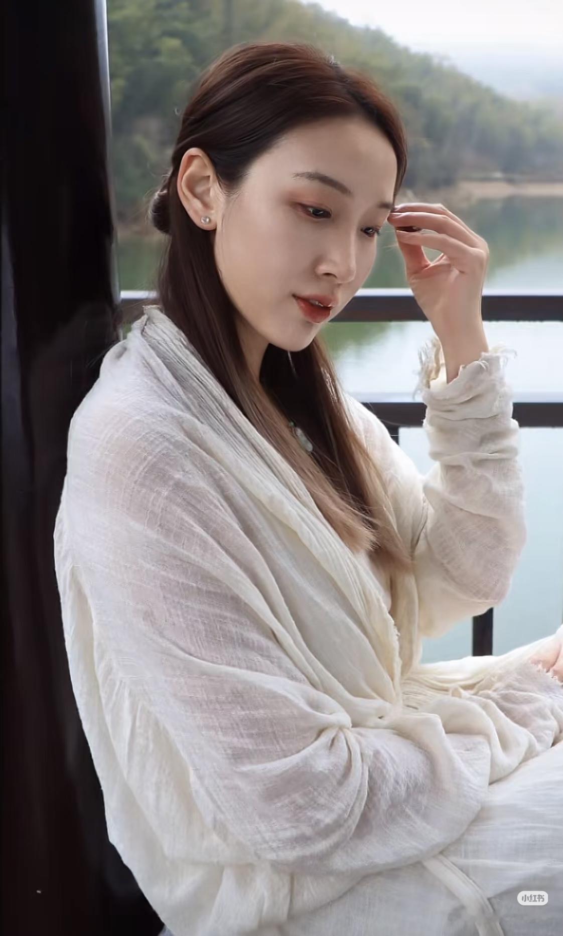 钱天一火了，因为一篇圈内人写圈内事的论文火了！这篇论文蹭了两个乒乓球队友，孙颖