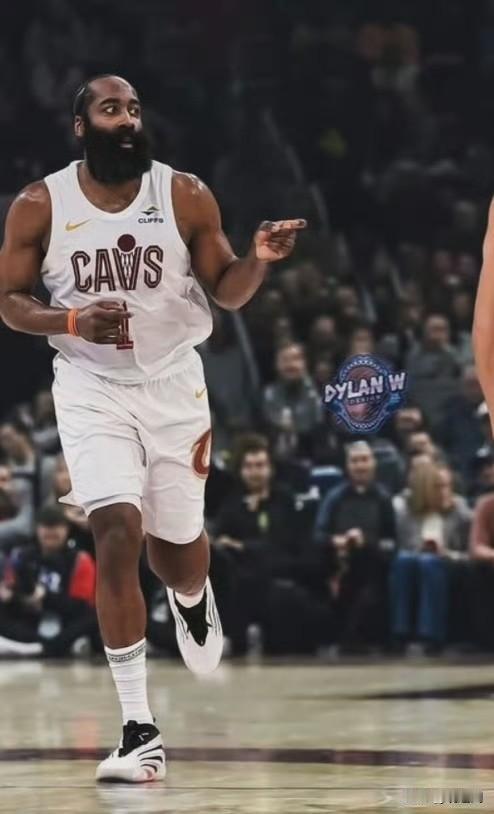 别再质疑哈登了！哈登加盟骑士之后，投篮46%，三分42%，很多人说这是昙花一现