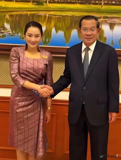 柬埔寨被打，其实一点都不冤枉。泰国是个旅游城市，大家都知道。泰国喜欢中国的游客，