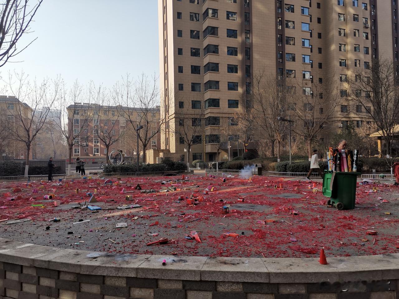 一线和强二线城市的核心地段房价当然是回升了，而像三四五线城市，多数是要下跌了，但