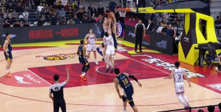 哪又有你！经过一场耗时超过两个半小时、合计犯规67次、充斥着愤怒、咆哮和技术犯规