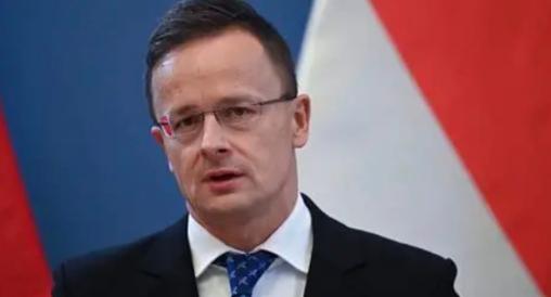 匈牙利外长西雅尔多今天（北京时间3月12日）写道：“乌克兰现在袭击了俄罗斯境内的