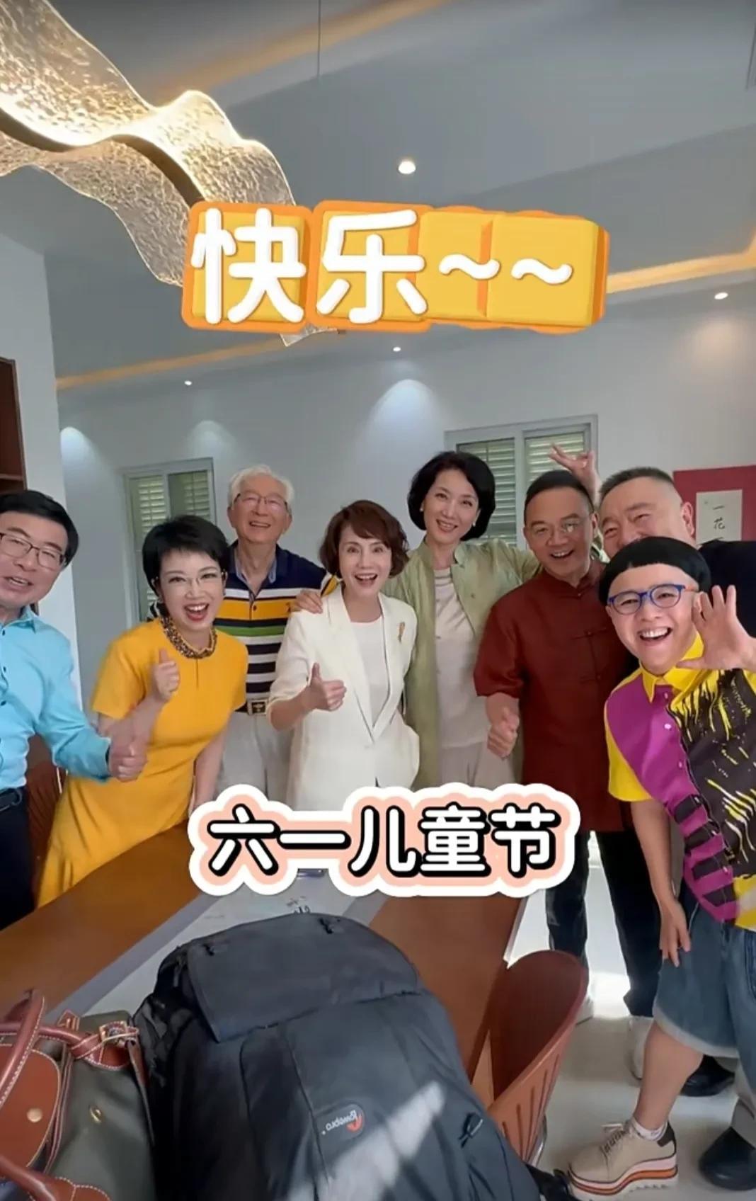 这几位，都曾经是央视各台的台柱子，如今都退休了吧。能全部认出他们的，肯定是个老电