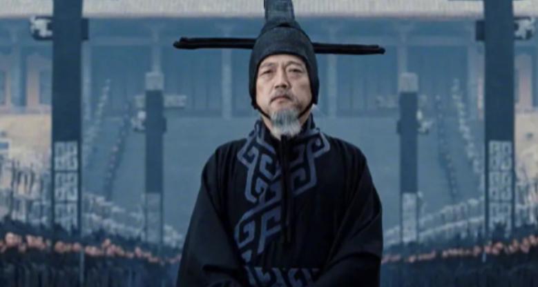76岁张艺谋，悲痛发文！8月10号这天，76岁的张艺谋心里头满是沉甸甸的难过。相