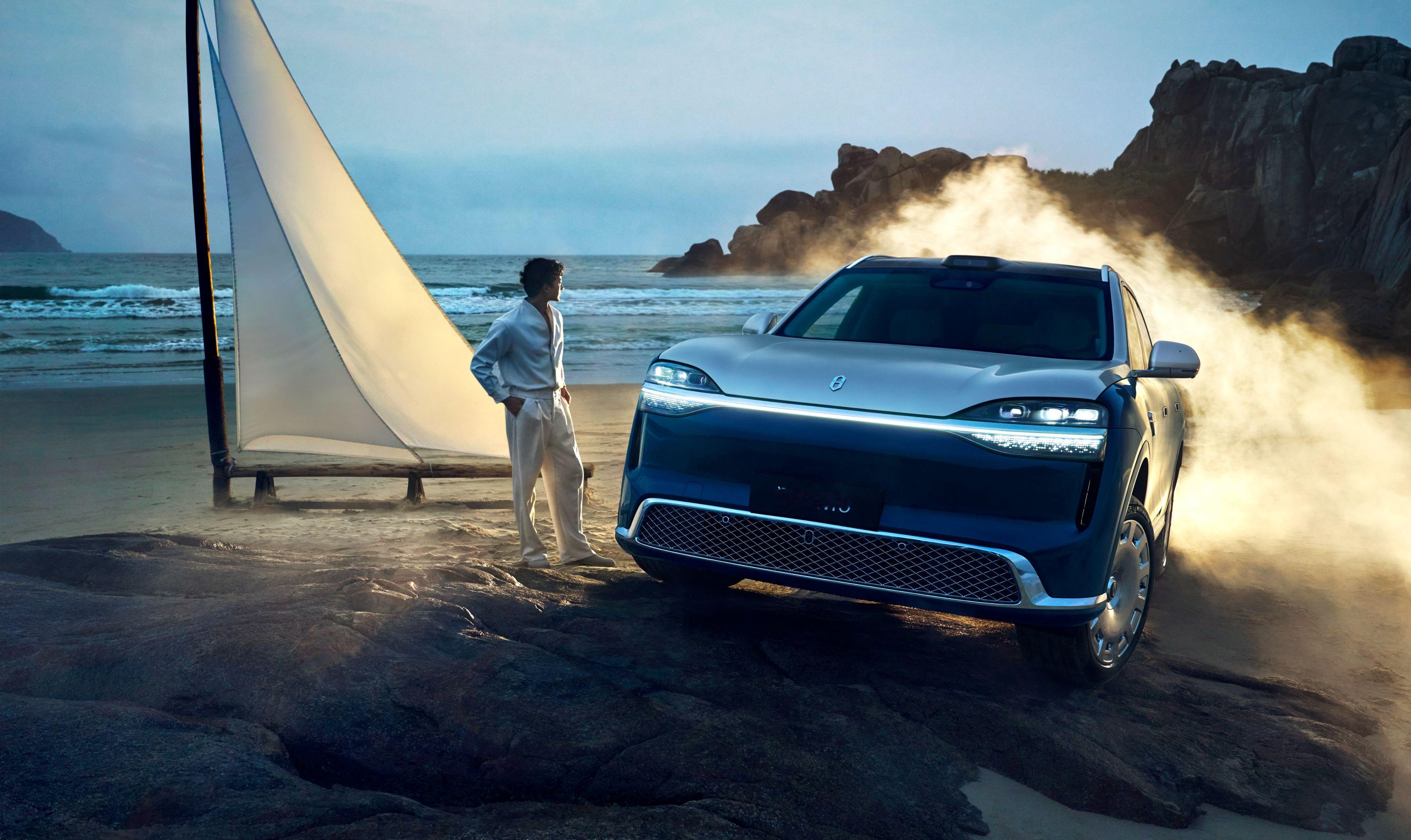 兄弟们，抢先看了新一代问界M9，50万级豪华SUV全年销冠的底气，根本就不是凭空