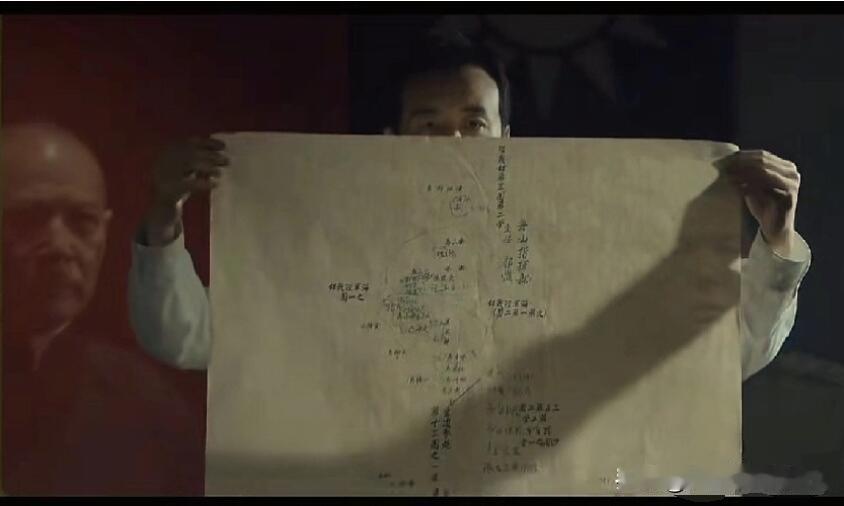 别光看吴石偷布防图他做这些不是为了出风头也不是为了争功劳，而是为了给迷茫的