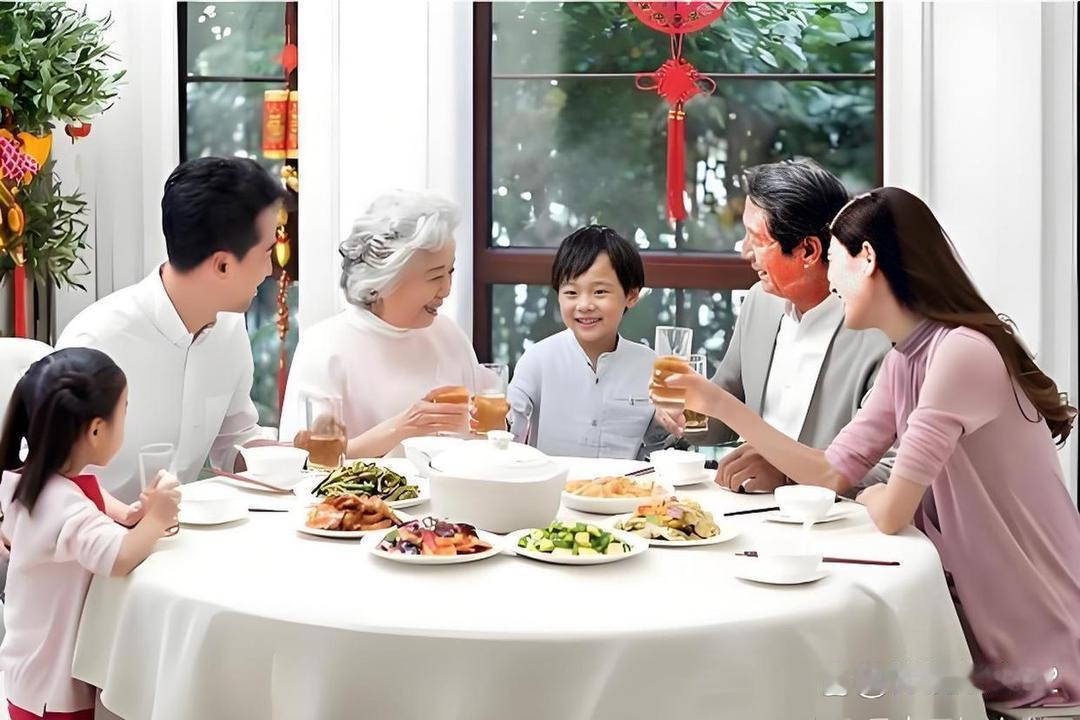 烂在肚子里也不能说的这几个秘密：一是：无论什么时候都不要和妈妈算钱。因为妈
