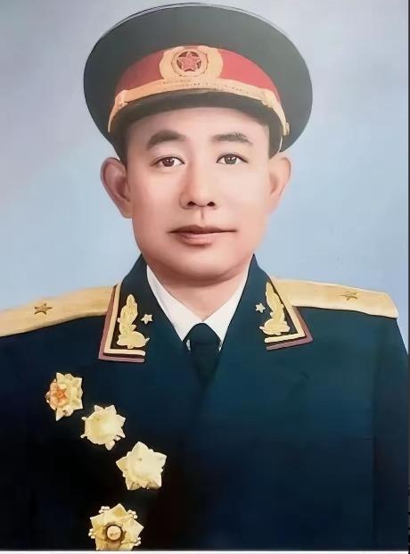 1951年，志愿军开会，彭德怀大喊了一声：“黄朝天，你给我站起来！”违反命令的黄