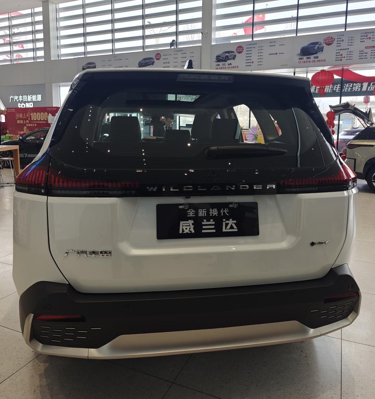 个人建议：普通老百姓买车，就要买丰田！因为丰田口碑好，省油耐用还皮实，据报道丰