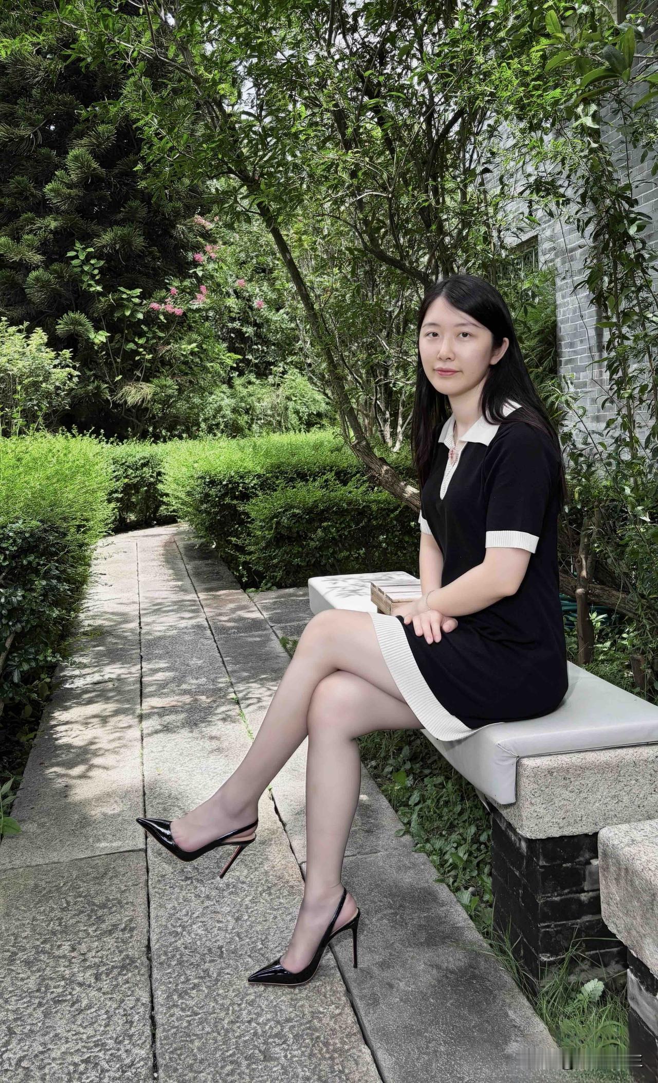 寻幽竹子庵，探访三清洞。一洞藏清风，满目竹影幽。藏在戴家村的竹海秘境……