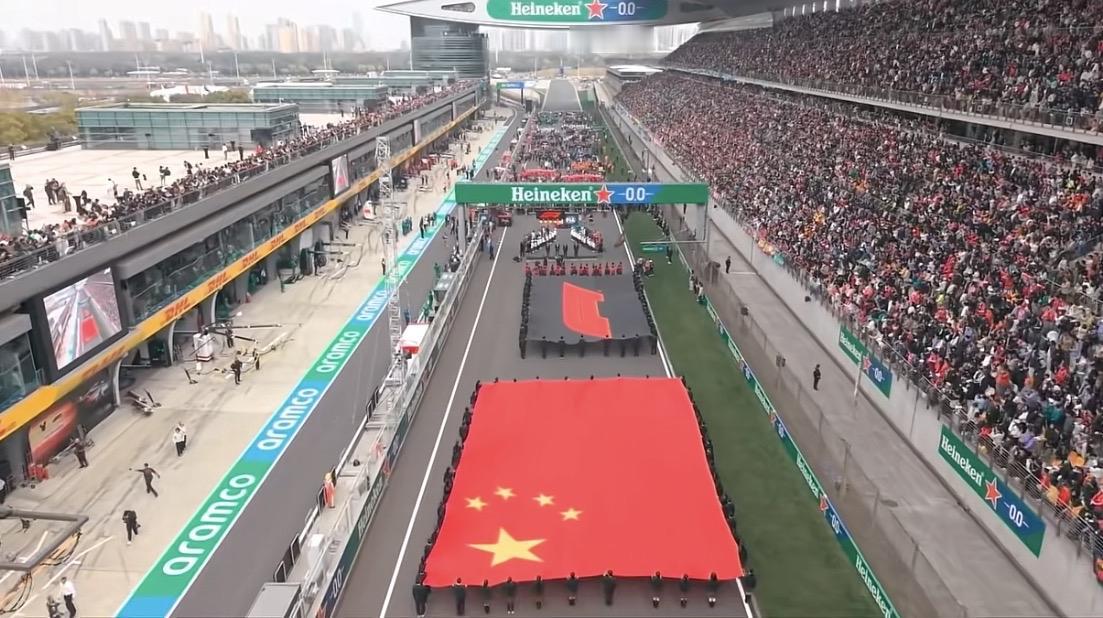 五万人合唱46秒，震醒所有骂上海＂冷漠＂的人那些天天在网上骂上海＂冷漠＂