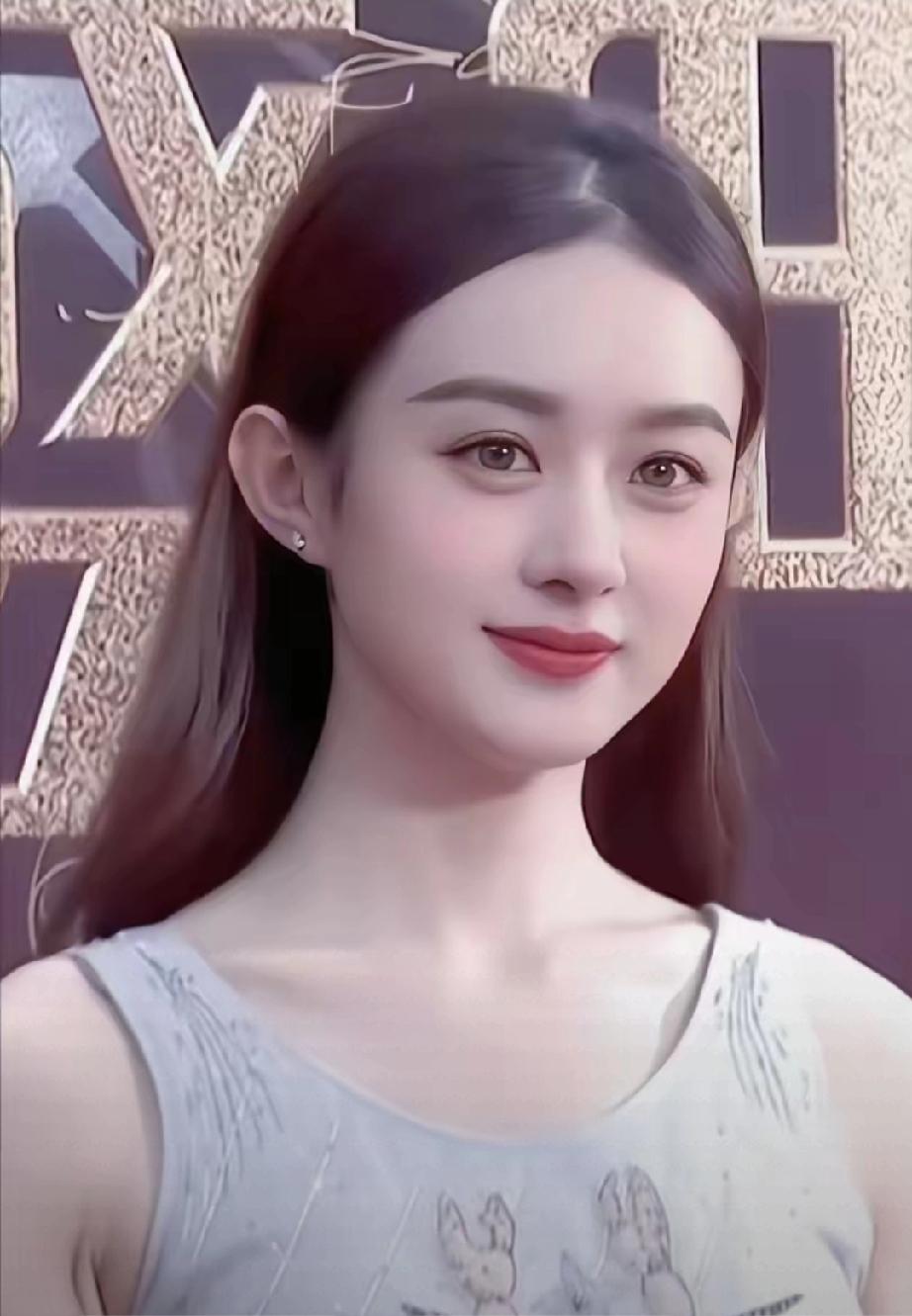 金鹰女神赵丽颖新照美出圈，清纯气质惊艳全网近日，金鹰女神赵丽颖晒出新
