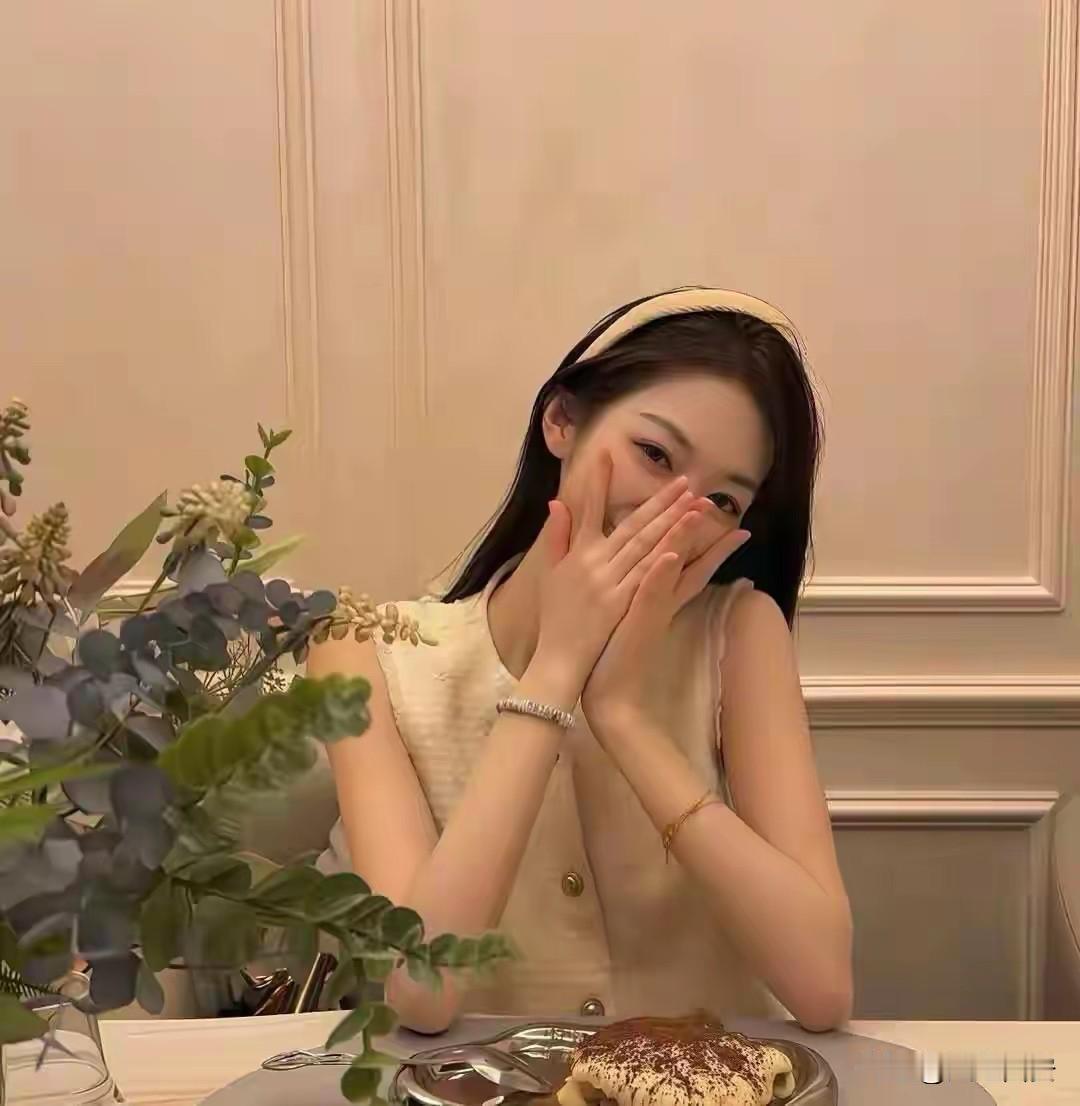 厉害的人，常用的顶级思维。认知，决定高度。第一：不论关系多么亲密，都