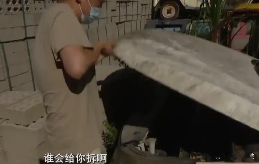 这位浙江男子，好生奇怪！把车停路边2年，2年一次都没去看过，突然想起来要用车