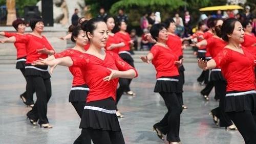 万树繁花 广场舞高清 (原画)_640x360_2.00M_