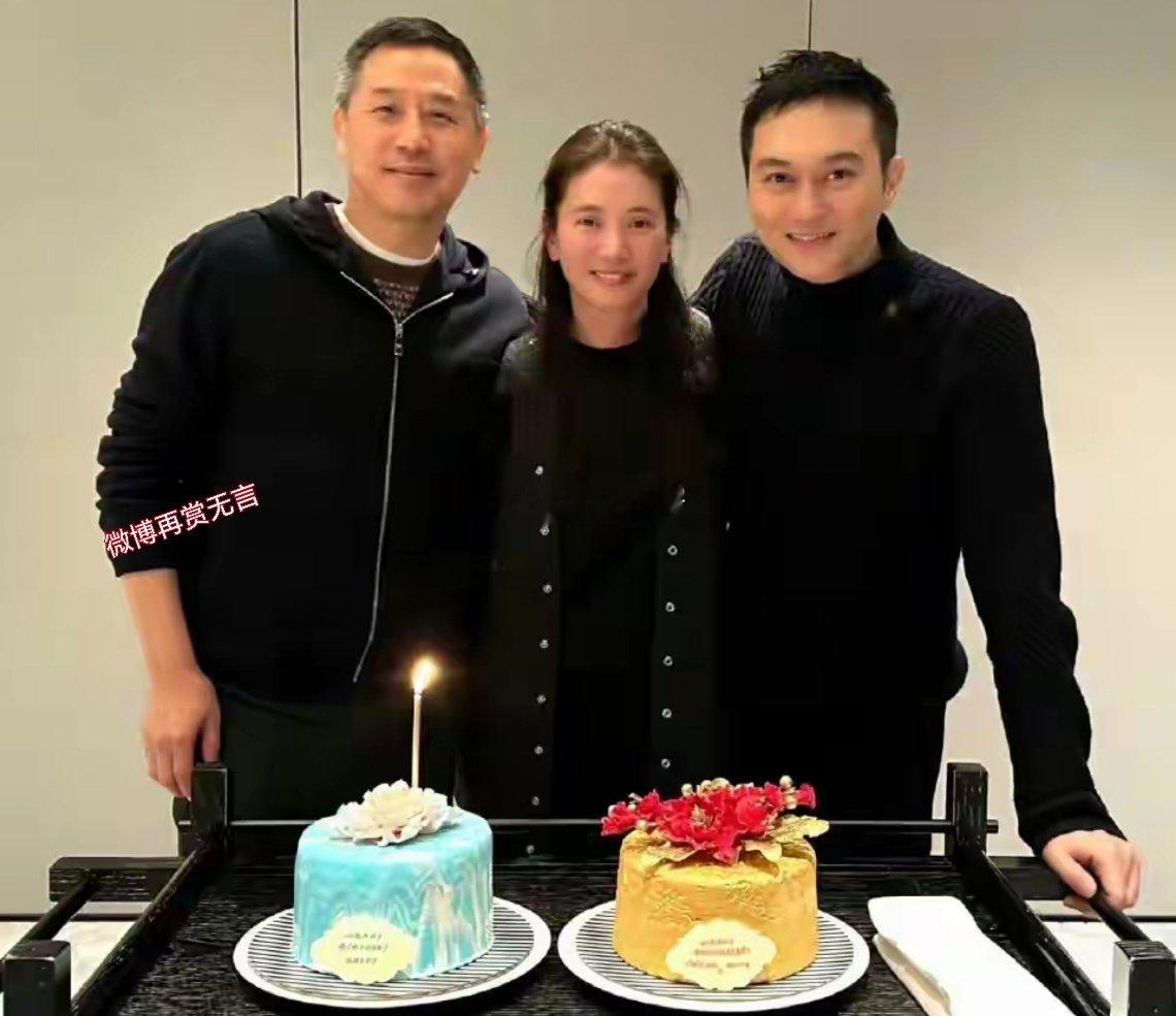 袁咏仪把老公张智霖，熬成了弟弟。