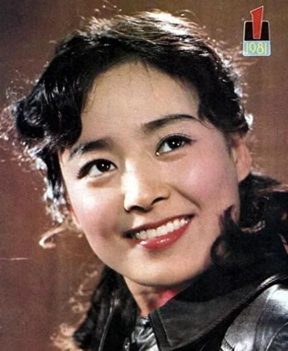 《庐山恋》23岁吻红的张瑜：从顶流到隐形富豪，68岁活成最清醒的大女主！上海