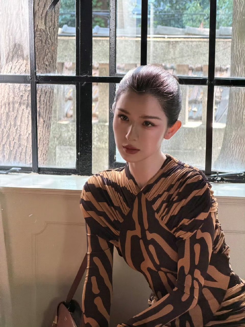 哈妮克孜长成这样啥意思哈妮克孜骨相配大光明的权威谁懂啊😭哈妮克孜大光明贴头皮造