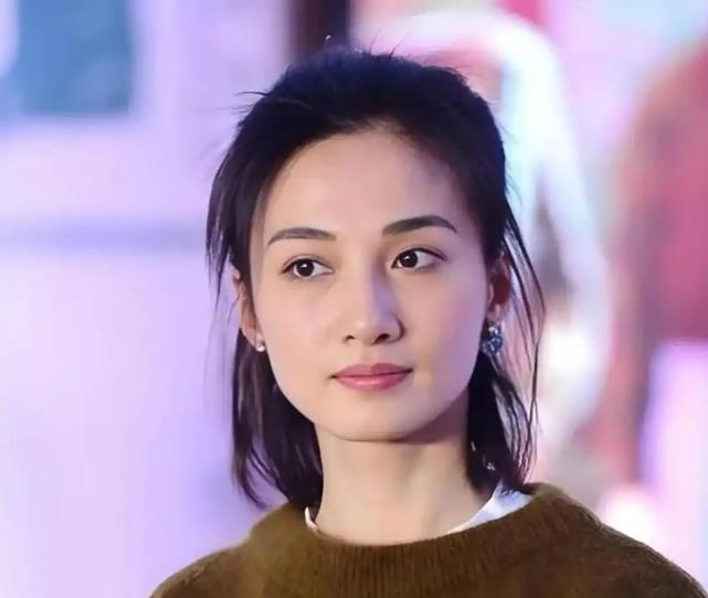 冯文娟，回应了！10月6号晚上，对于白天杭天琪女儿称冯文娟介入自己父母婚姻一