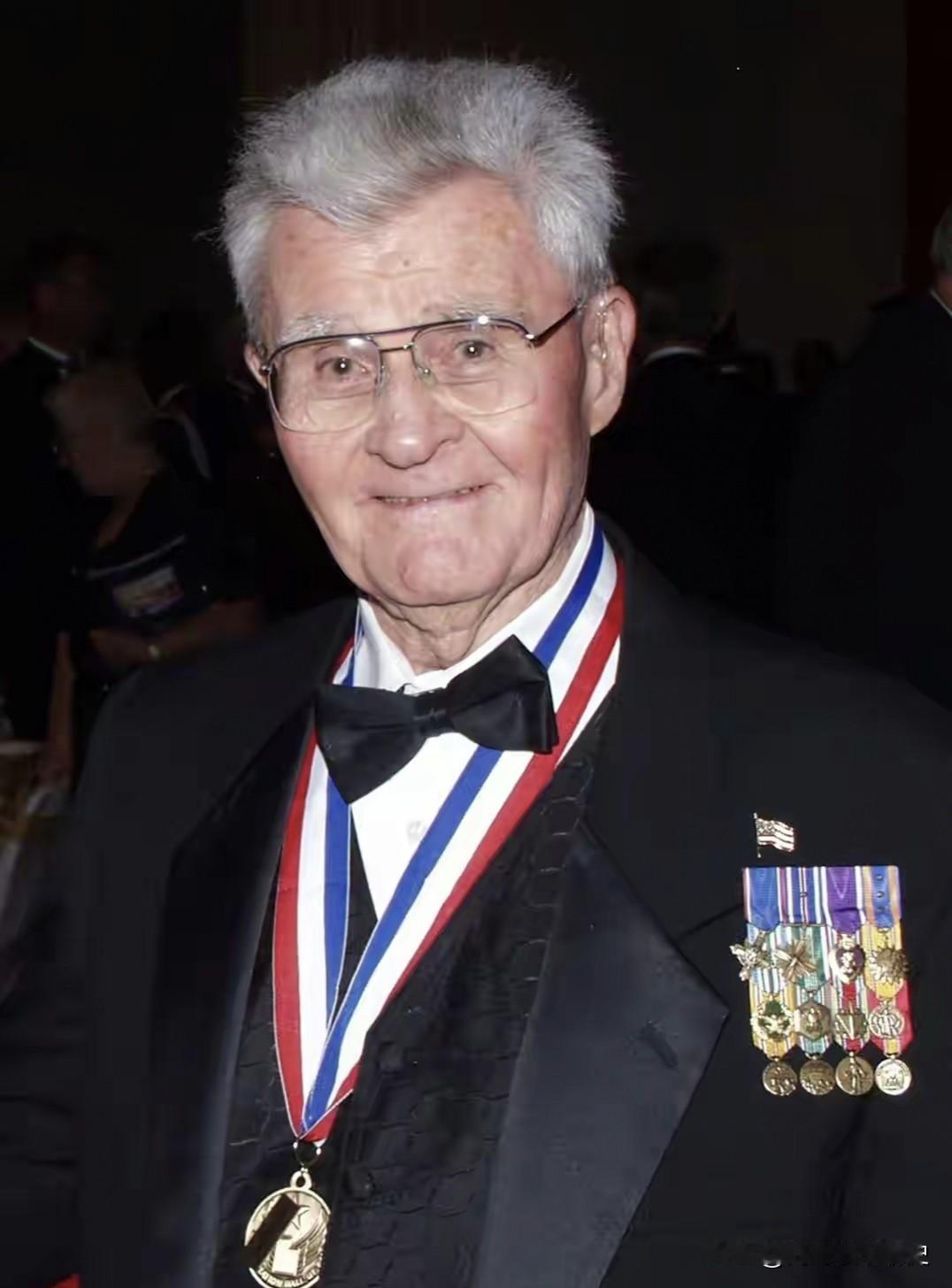 92岁飞行员拒为广岛道歉：先让日本向南京30万冤魂谢罪！“想让我道歉？先让日