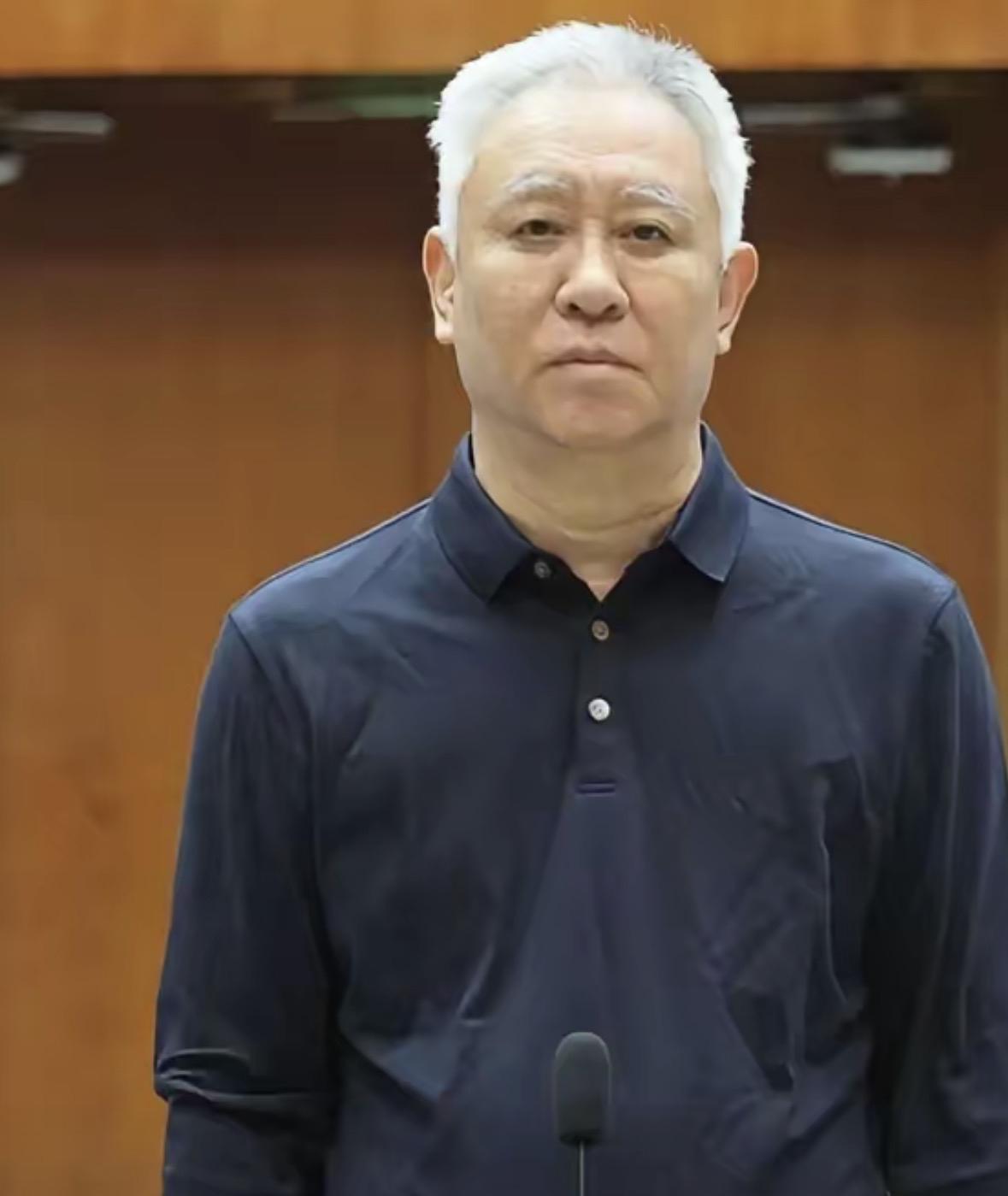 许家印进去了，但留下了10个未解的结：1．那些烂尾的楼盘怎么办？购房者还要继续