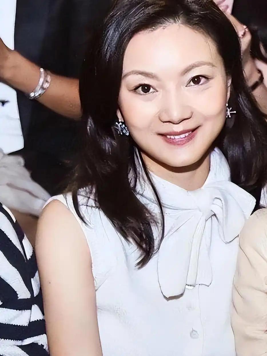 隐忍27年果断逆袭！陈婷的清醒，打醒无数依附他人的女人谁能想到，全网眼中依