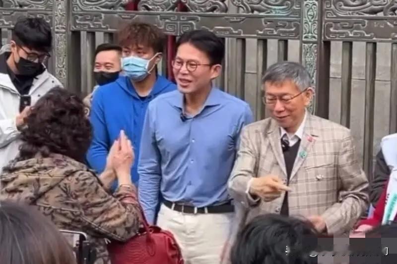 柯文哲说高雄市长之争蓝绿人选“都不强”，难道他真的要选高雄？目前高雄已定蓝