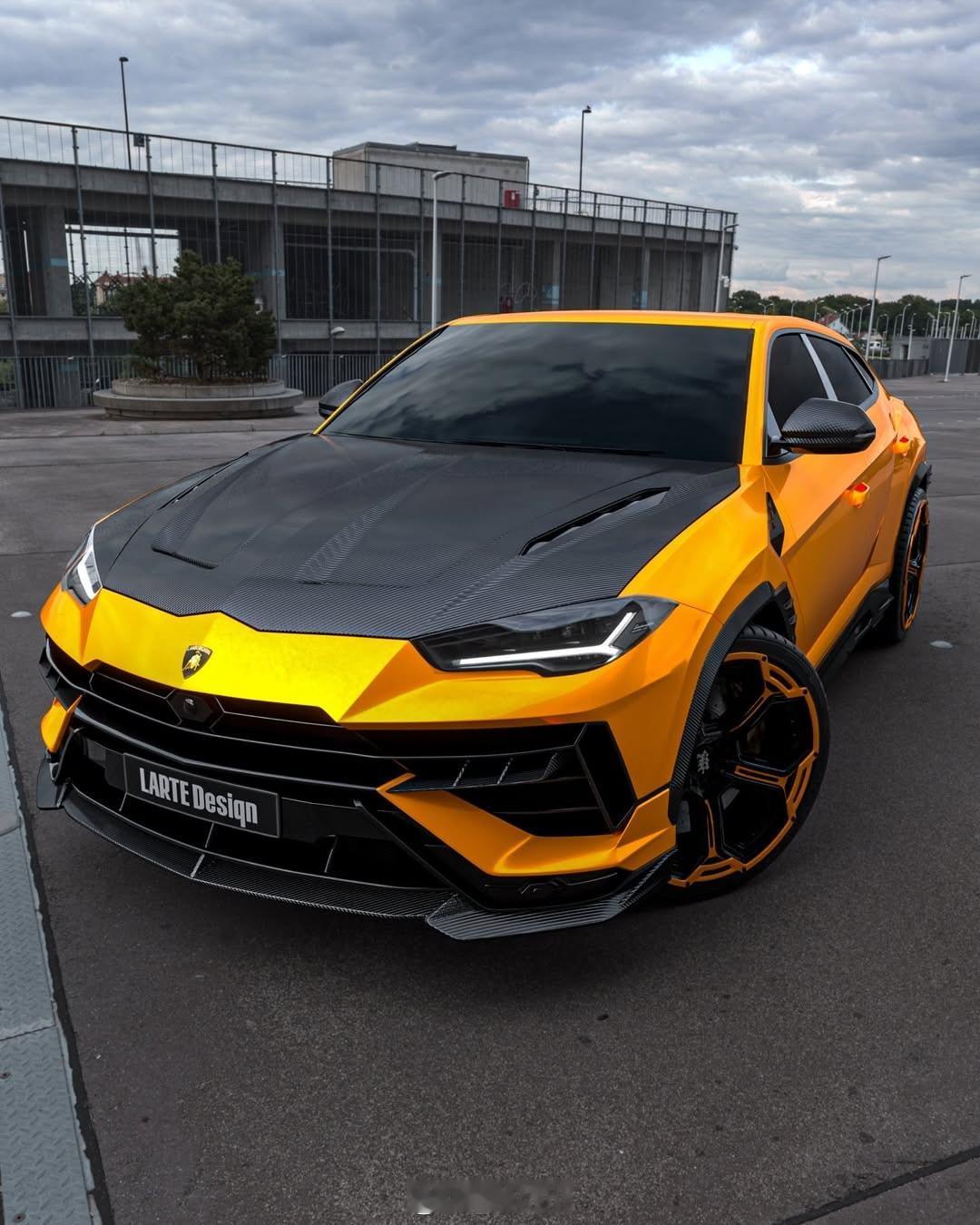 兰博基尼兰博基尼URUS改装案例兰博基尼野牛URUS改装案例，大家觉得怎么样