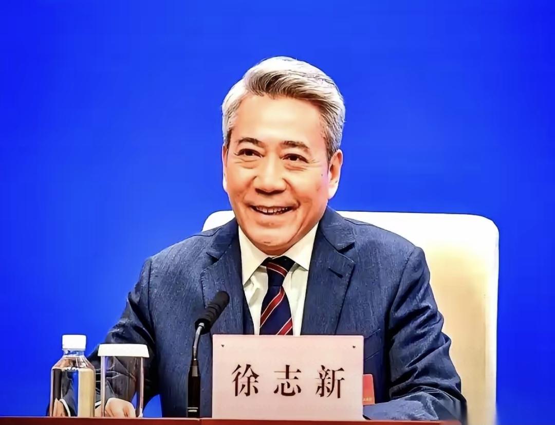 今天在村里听说了这事。鄂西一个山沟里，王伯宰了自家养的年猪，水还没擦干，执法车就