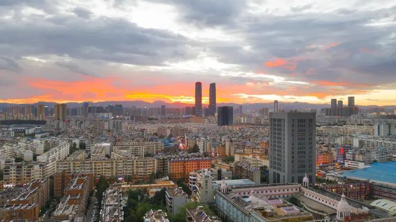 🔥昆明巫家坝开挂！金融中心从蓝图变实景，2026大爆发。曾遭质疑的巫家坝，如今