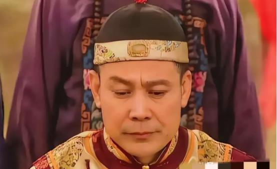 1724年冬天，前朝废太子胤礽病入膏肓，他托人向雍正帝带话：“皇上，我是大不孝的