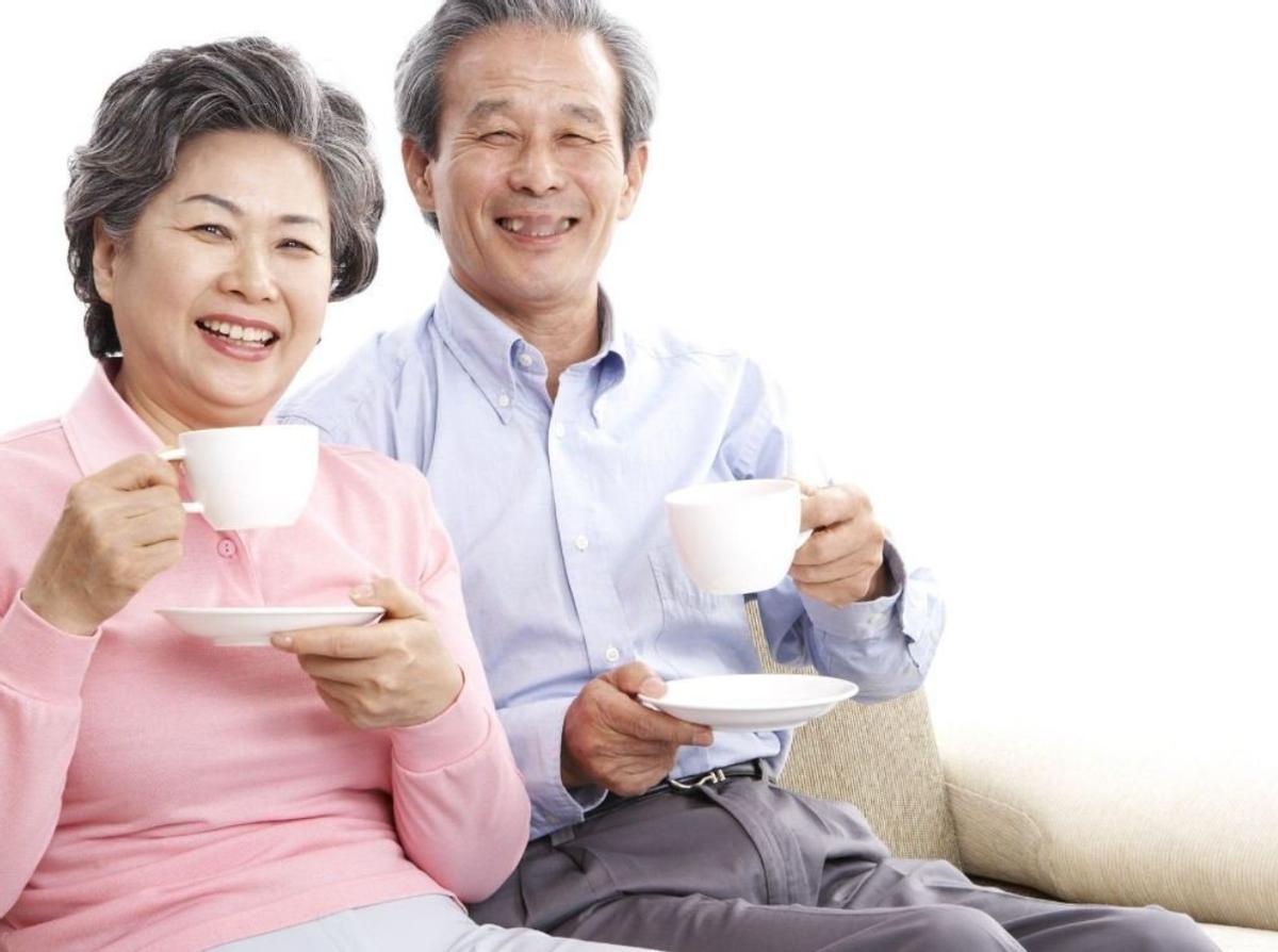 哈佛大学惊人发现：50岁以后，健康长寿的7大特征！那些晚年状态更稳、寿命更长