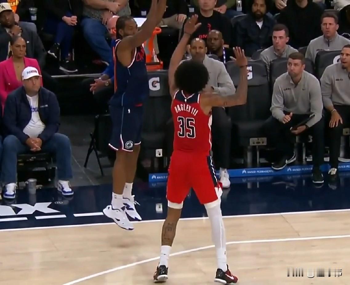 赢得对手的绝对认可！巴格利谈伦纳德：“他太厉害了。”“攻防两端都非常出色