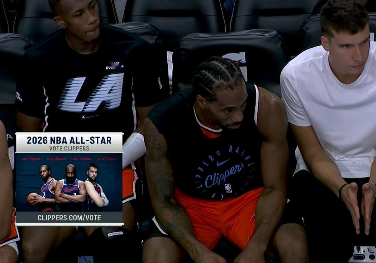 看到这一幕：我才明白伦纳德为啥叫机器卡？匪夷所思的是，第三节打完伦纳德狂飙51分