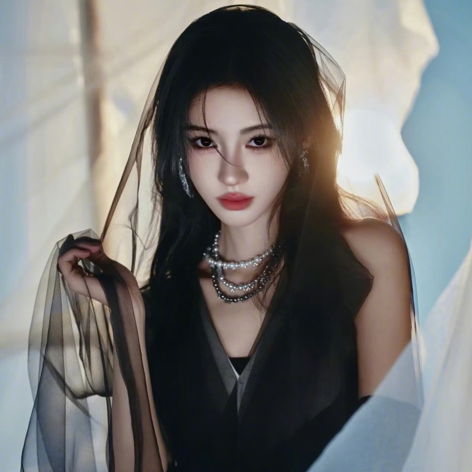 鞠婧祎演技…如果一个演员动不动就会被讨论演技，那只能说明其演技要么非常非常好，