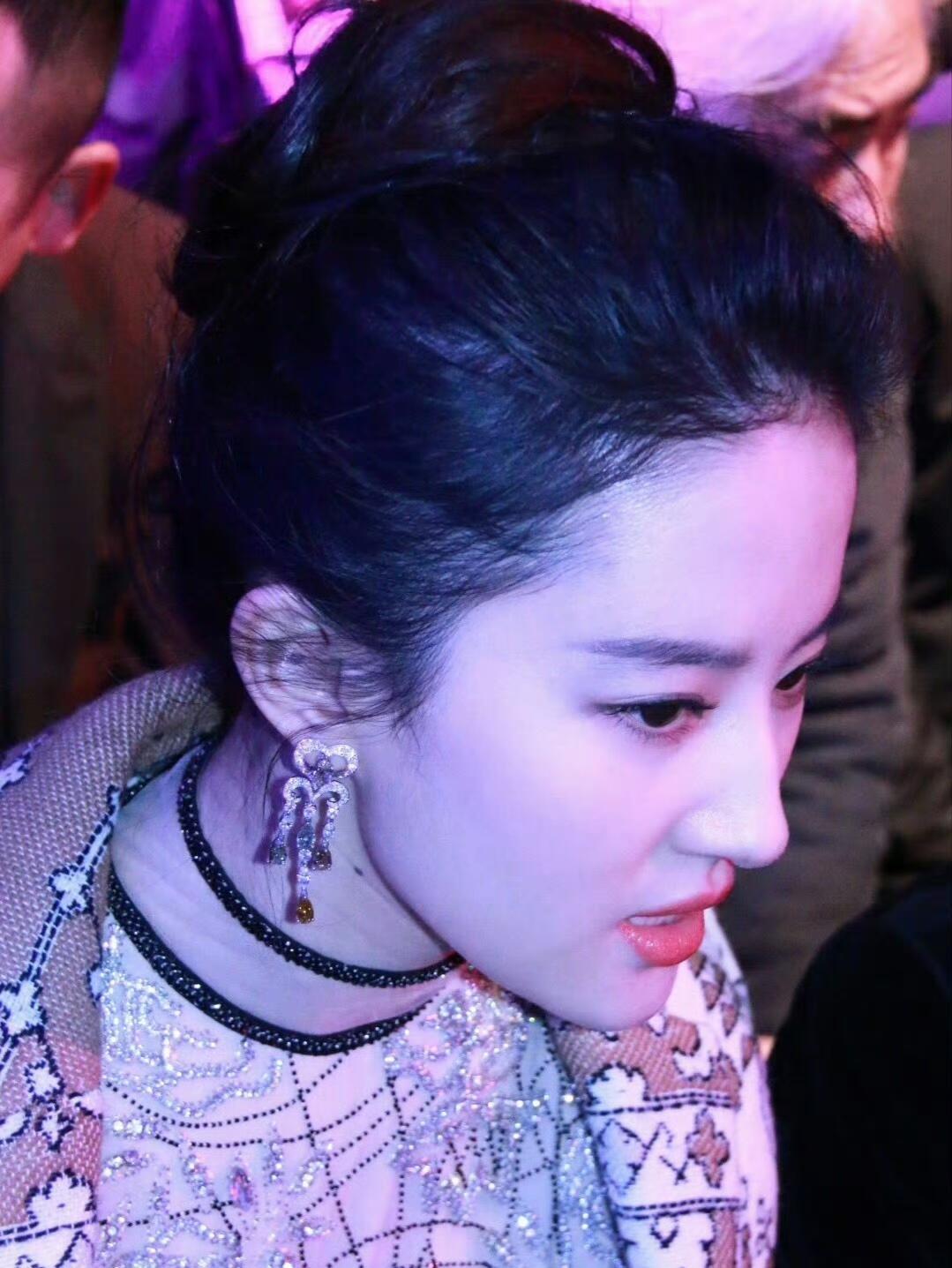 光都偏爱的女孩子我说刘亦菲生图超绝没人反对吧​