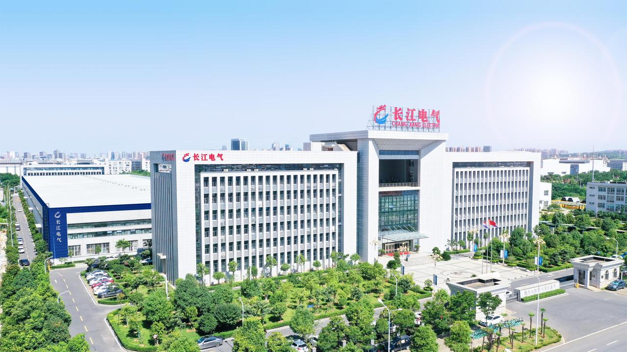 抽水蓄能与降息周期驱动长江电力未来十年增长围绕长江电力的这份分析，本质是在用一