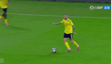 40岁的C罗还可以完成脚后跟破门，惊不惊艳？C罗半场梅开二度带领利雅得胜利豪取联